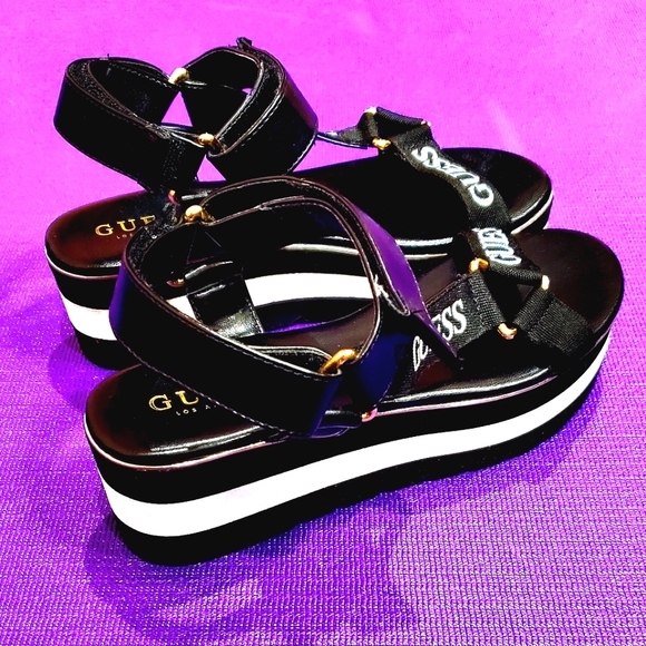 GUESS Black/White Trim Wedge Sandals - Size 5.5 - Picture 2 of 6